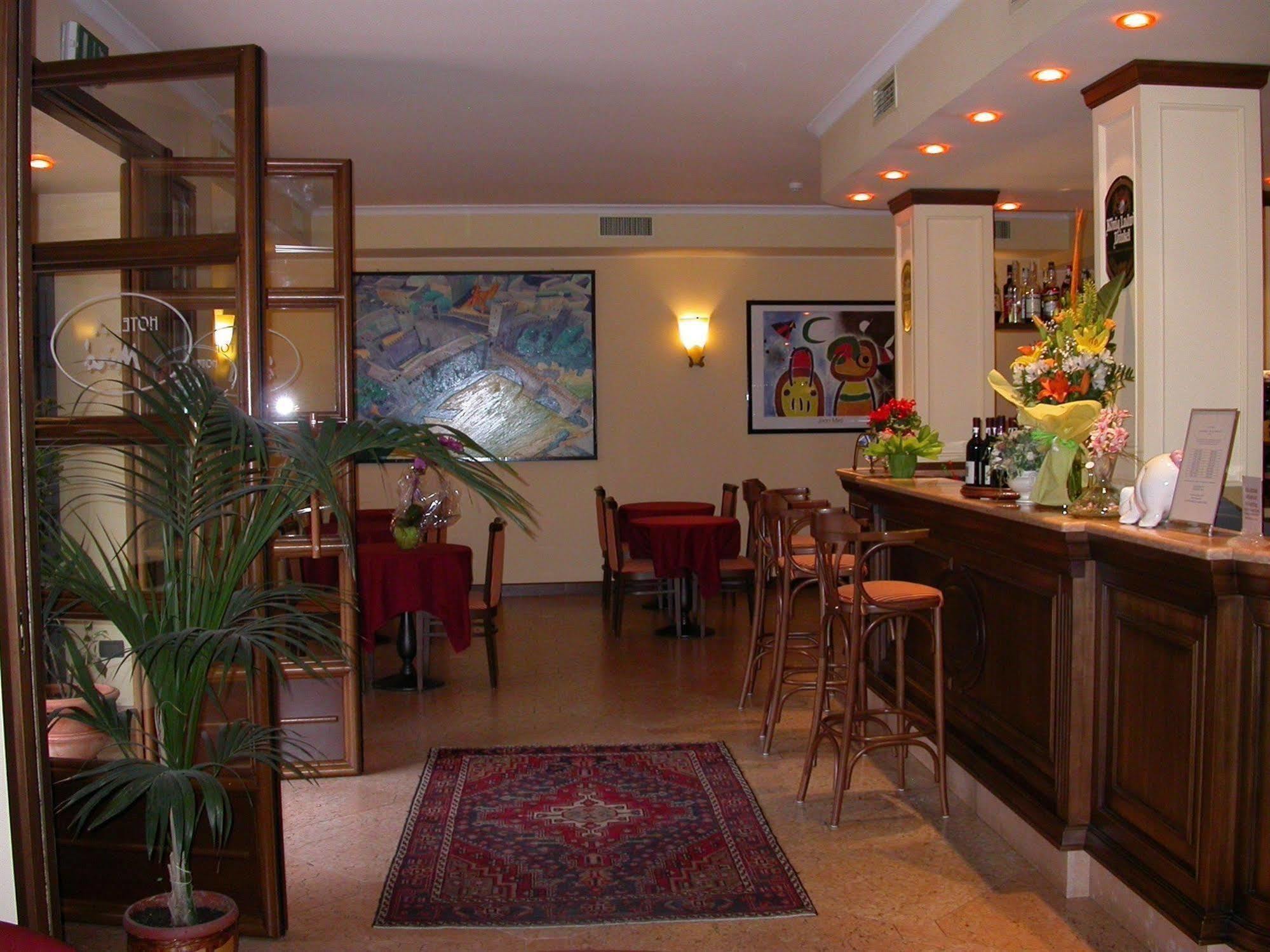 Hotel Miro' Garda  Esterno foto